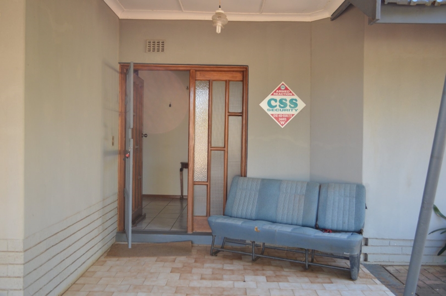 4 Bedroom Property for Sale in Wilkoppies North West